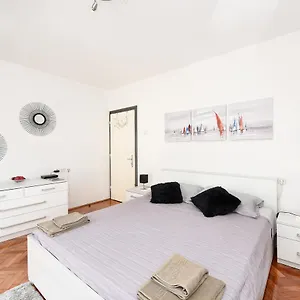 Apartment Katia, Zadar
